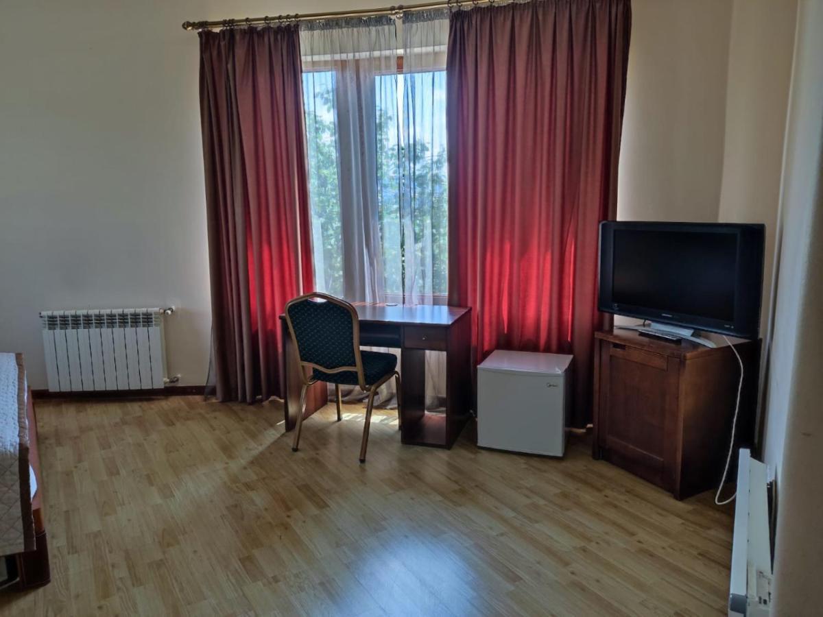 Hotel Beaumonde Garden Τυφλίδα Εξωτερικό φωτογραφία
