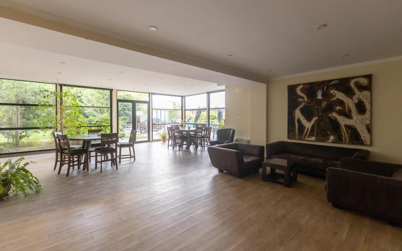 Hotel Beaumonde Garden Τυφλίδα Εξωτερικό φωτογραφία