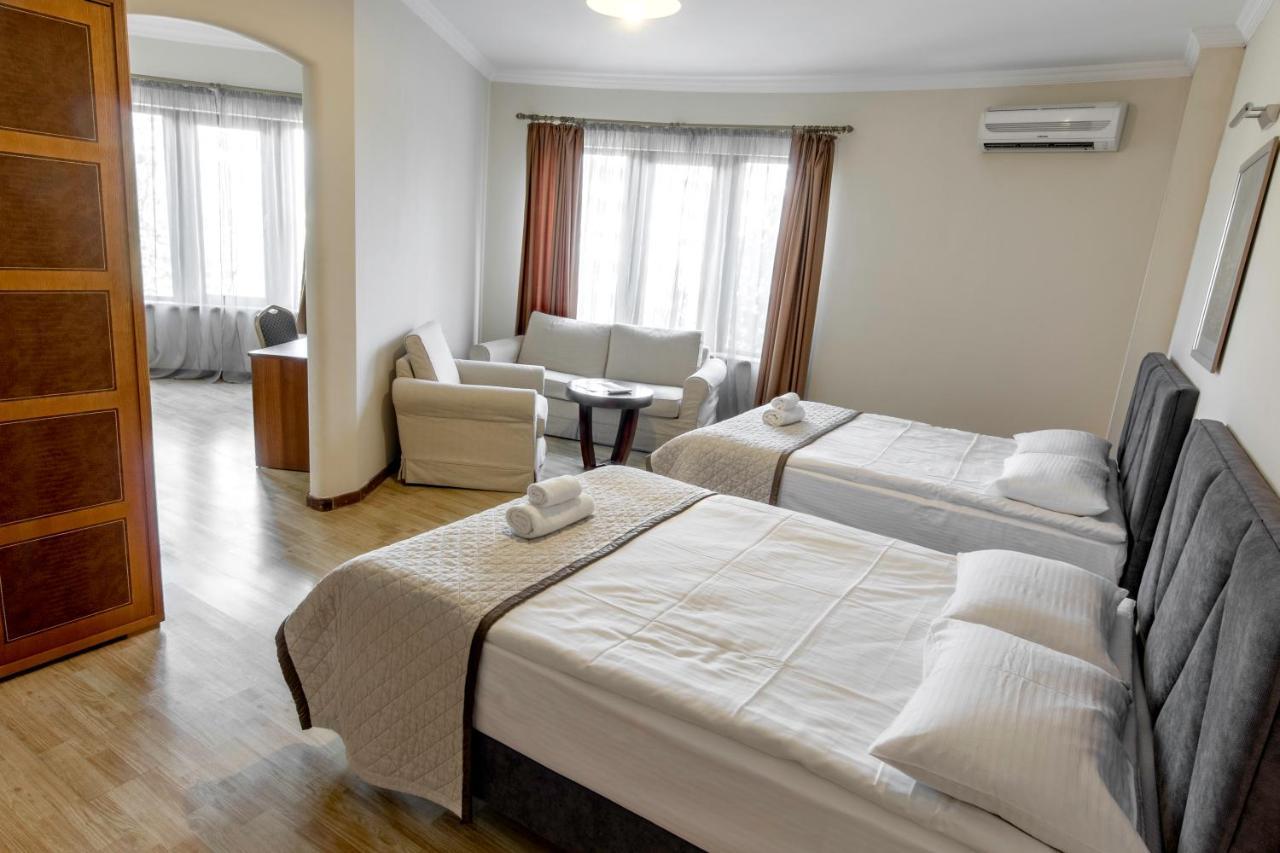 Hotel Beaumonde Garden Τυφλίδα Εξωτερικό φωτογραφία
