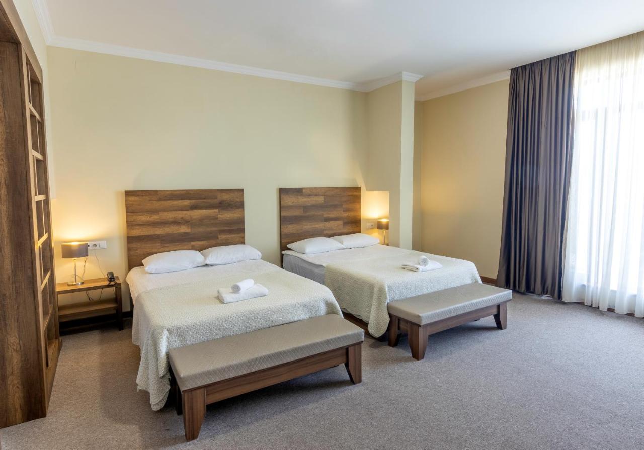 Hotel Beaumonde Garden Τυφλίδα Εξωτερικό φωτογραφία