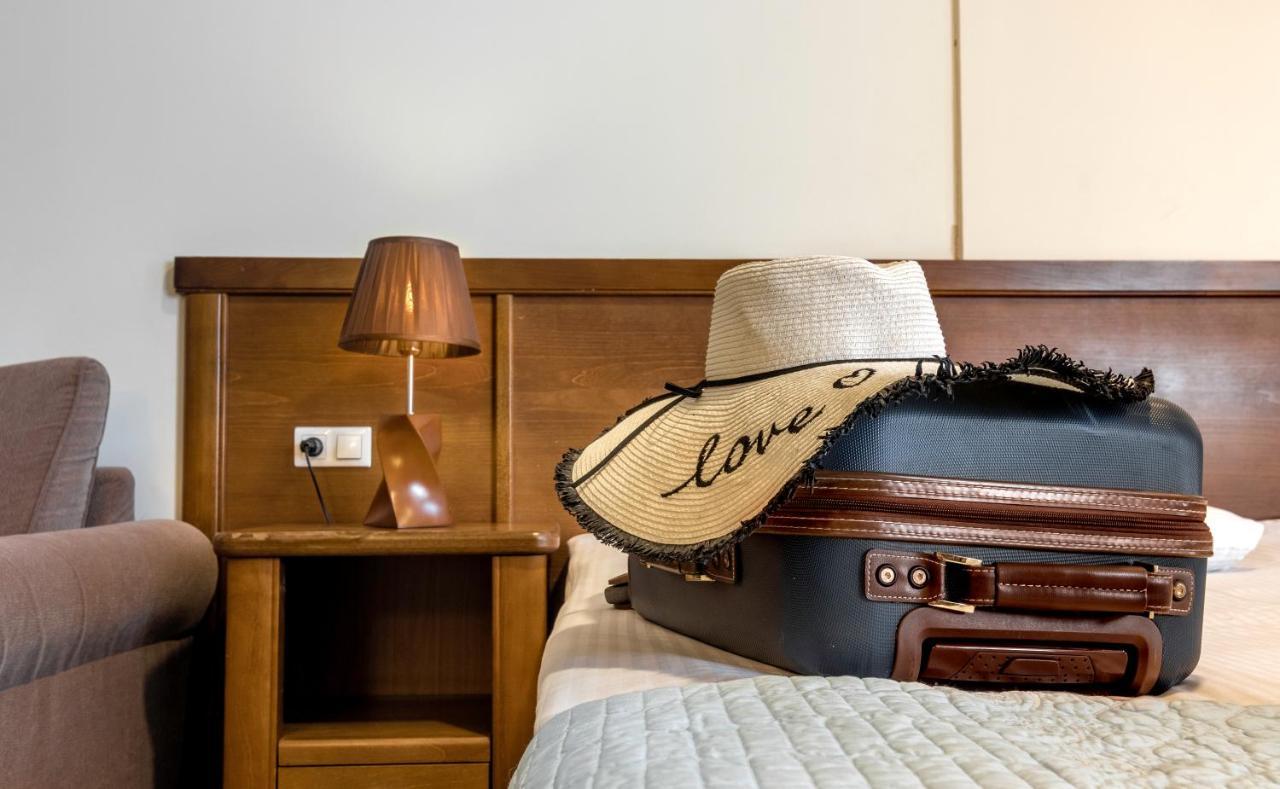 Hotel Beaumonde Garden Τυφλίδα Εξωτερικό φωτογραφία