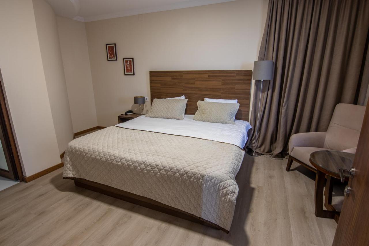 Hotel Beaumonde Garden Τυφλίδα Εξωτερικό φωτογραφία