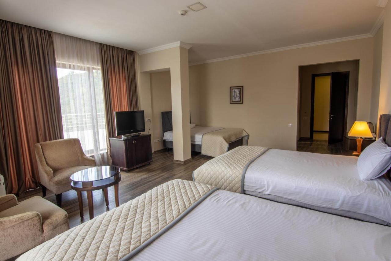 Hotel Beaumonde Garden Τυφλίδα Εξωτερικό φωτογραφία